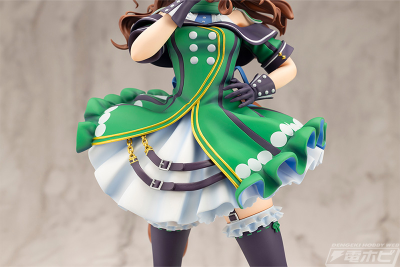 ウマ娘』誇り高きお嬢様ウマ娘・キングヘイローが勝負服姿でスケール