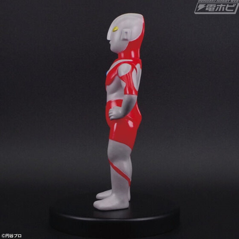 ウルトラマン（昭和レトロカラー）」や、人気怪獣4体をセットにした