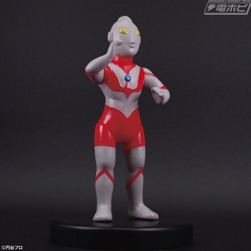 ウルトラマン（昭和レトロカラー）」や、人気怪獣4体をセットにした