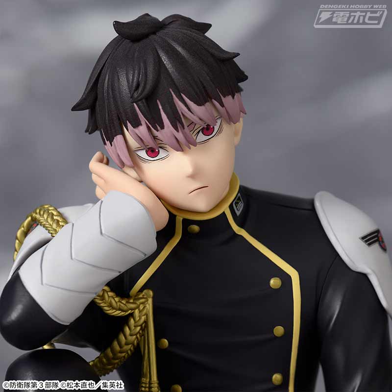 アニメ『怪獣8号』から防衛隊の最高戦力「鳴海弦」が立体化！礼服姿で