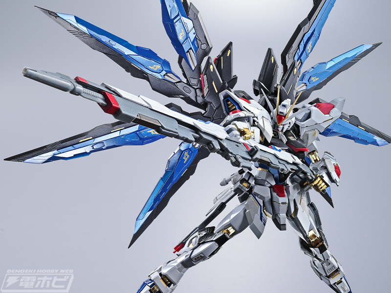 機動戦士ガンダムSEED DESTINY』細部まで作り込まれた「METAL BUILD