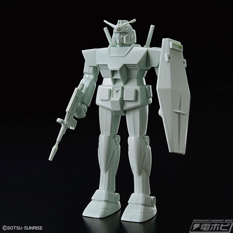 1/144 RX-78-2 ガンダムの進化の軌跡を追った「GUNPLA 40th メモリアル