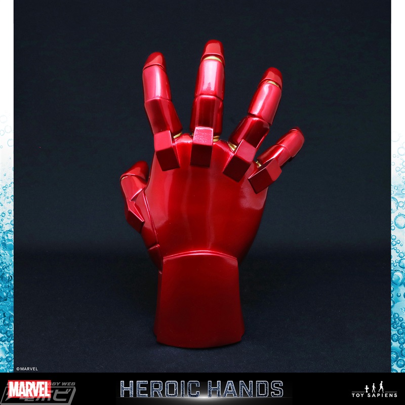 アイアンマンやデッドプールなどヒーローの「手」が原寸大でフィギュア