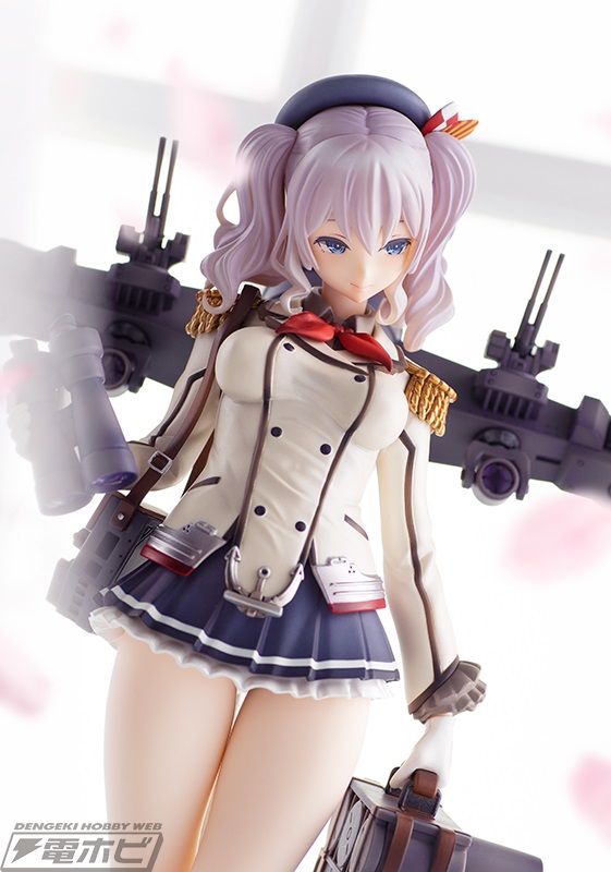 可憐な微笑みや魅惑のボディがたまらない！AMAKUNI『艦これ』鹿島の