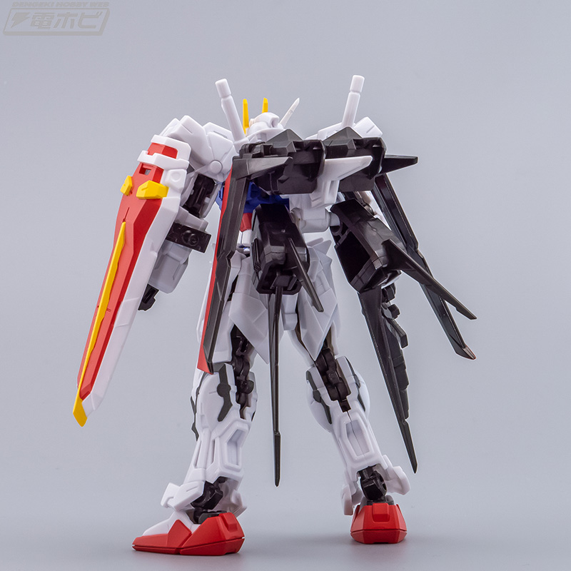 ストライクガンダム＋ストライカーパック3種＋スカイグラスパー！怒涛