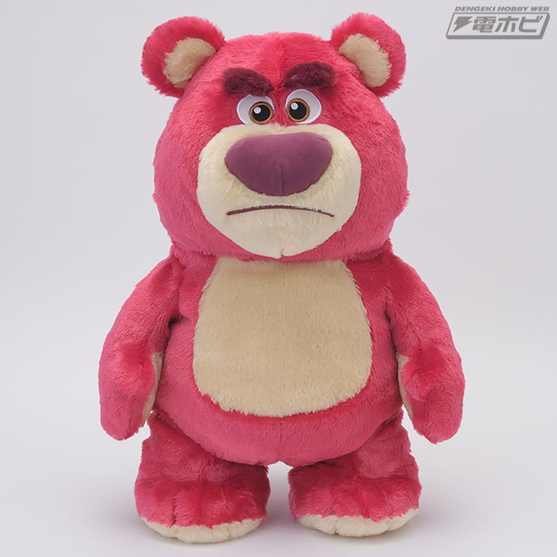 トイ・ストーリー』のランチプレートや水鉄砲で楽しいひと時を