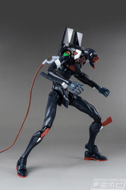 ヱヴァンゲリヲン新劇場版』エヴァンゲリオン3号機がロボ道で