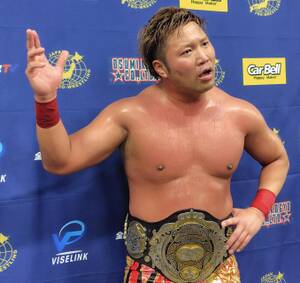 オカダ・カズチカ、ダニエルソンに無念のギブアップ負け…レイン