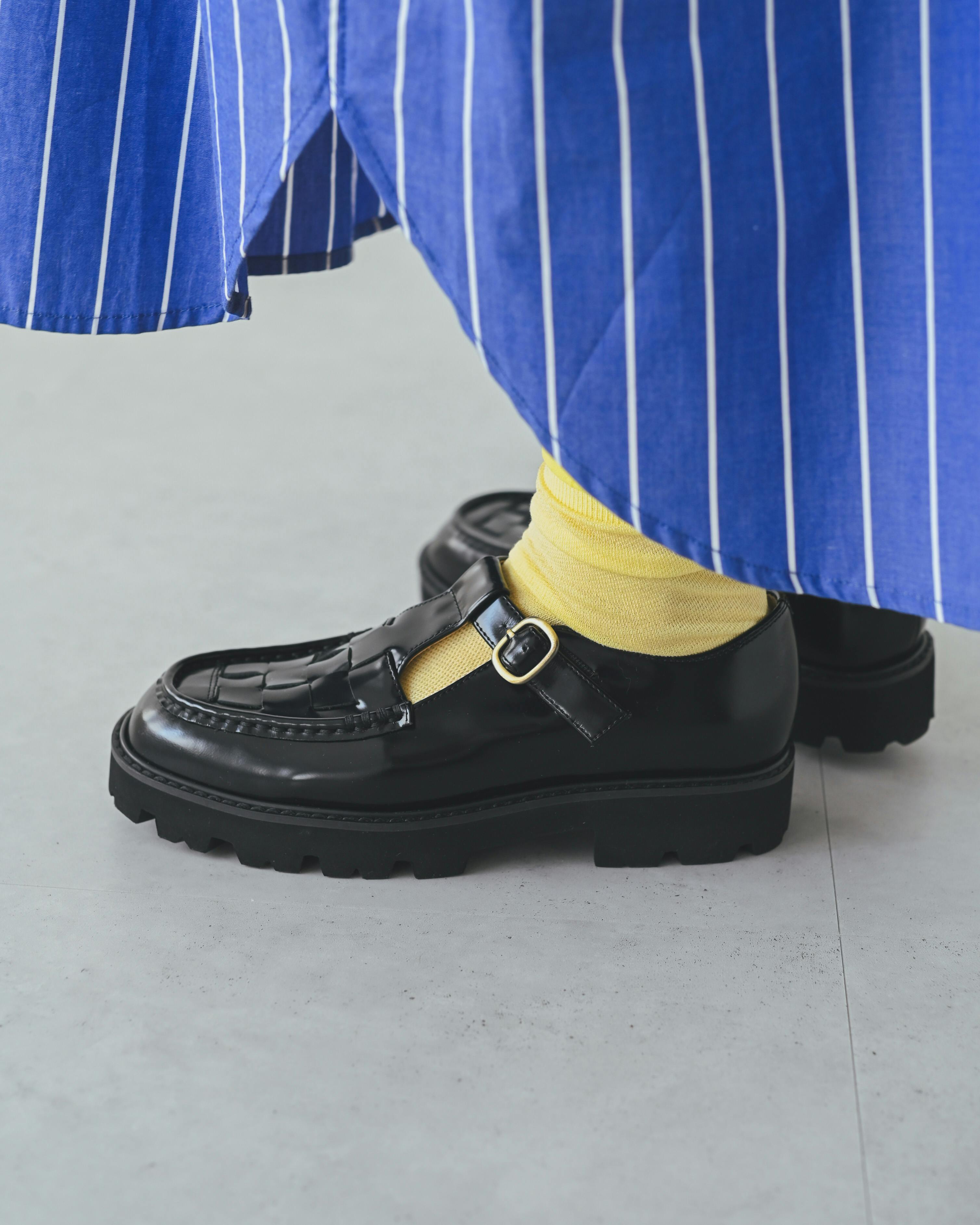 着用レビュー】当店オリジナル「Tストラップシューズ」をスタッフ4名が