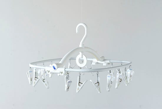 フレディ レック/洗濯ハンガー(20ピンチ) - 北欧、暮らしの道具店