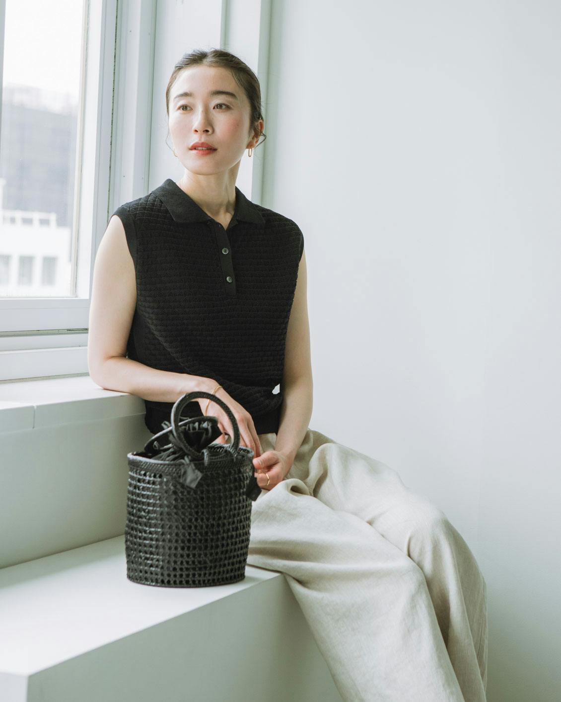 hinthint / アタ素材の透かし編みカゴバッグ - 北欧、暮らしの道具店