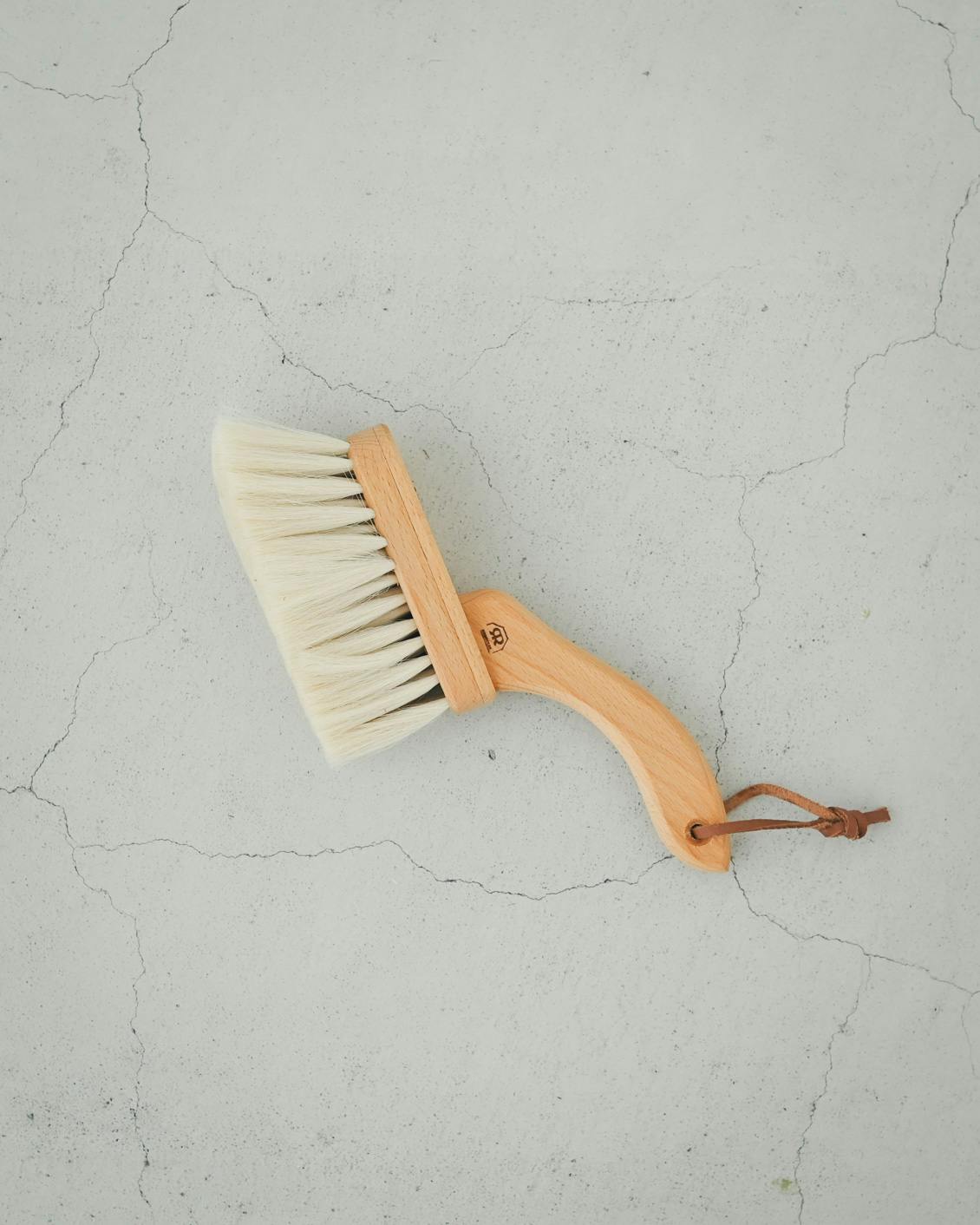 REDECKER/レデッカー社/コックピットハンドブラシ - 北欧、暮らしの道具店