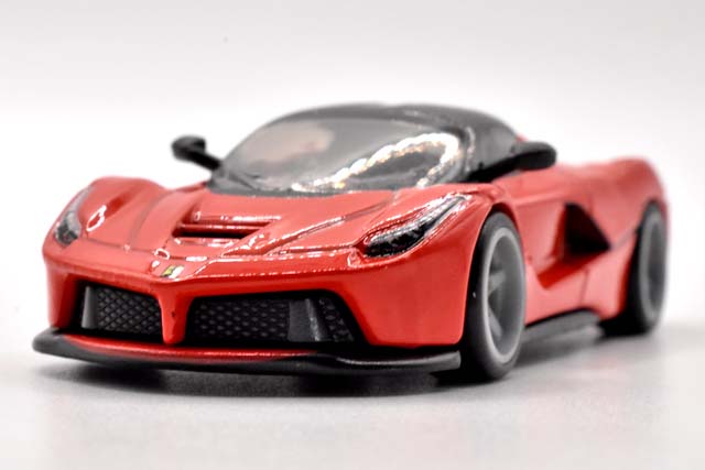 LAFERRARIのレビュー！フェラーリ決定版スペチアーレ。旧キャストも