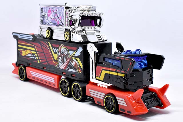 RAIJIN EXPRESSのレビュー！日本のCar Culture「デコトラ」がホット