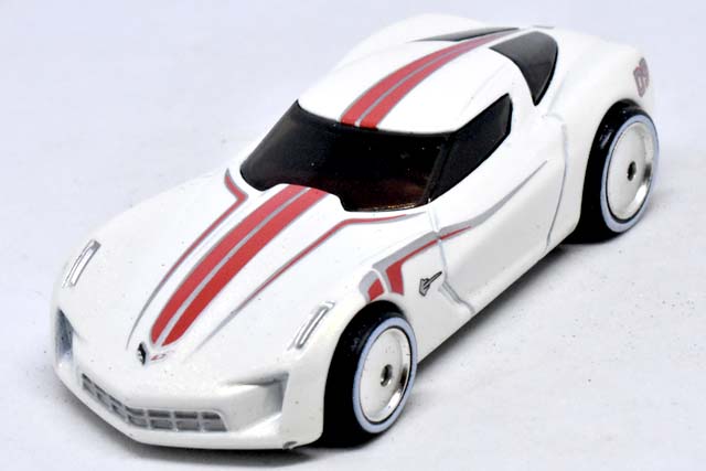 09 CORVETTE STING RAY CONCEPTのレビュー！スティングレイの冠を得た