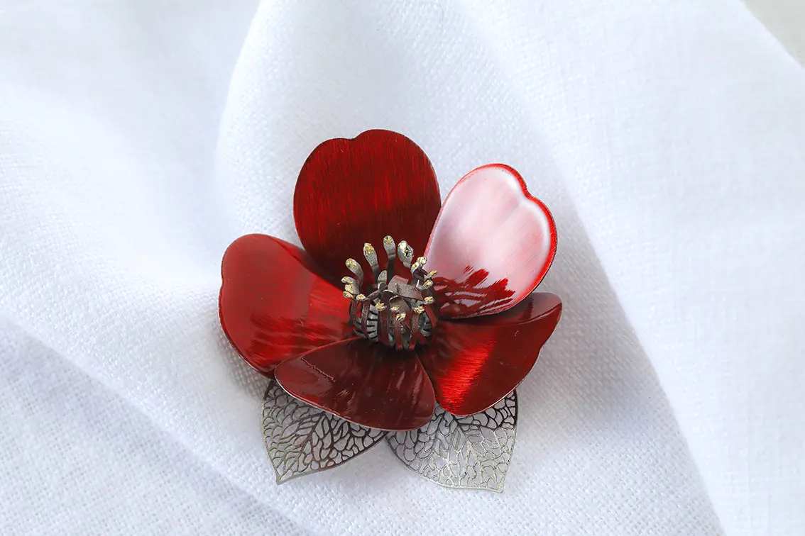 ホテル椿山荘東京オリジナルアクセサリー＜ブローチ＞ | 東京のホテル