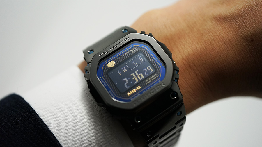 Gショック MR-G B5000BA-1JR】静かなる強さ「青墨」を表現したブルーの