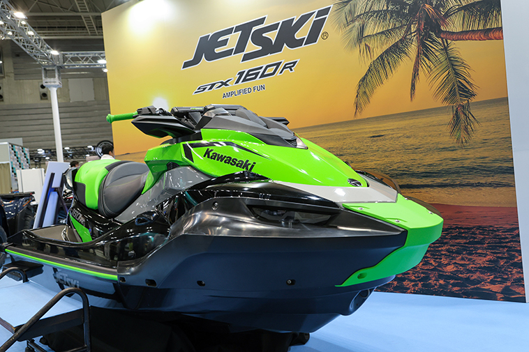 日本初公開】発売前のSTXシリーズ最新モデルはULTRAライクな外観で装備