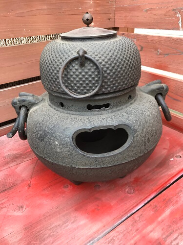 岩鋳の茶釜・風炉（茶道具）買取りました/福岡市中央区 | 骨董品