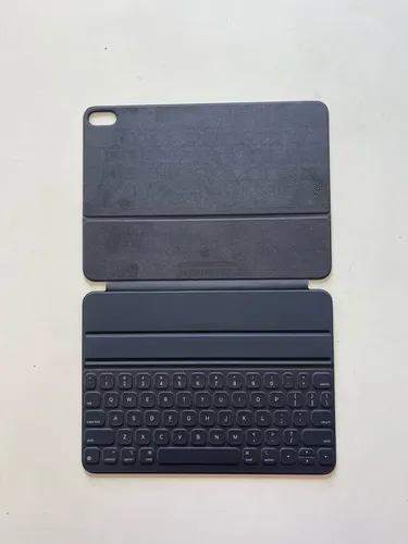 Teclado Apple Smart Keyboard Folio P/ Ipad Pró 11 A2038 Cinza
