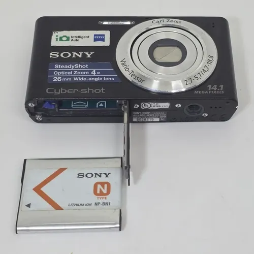 Câmera Digital Sony Cyber Shot 14.1 Mega Pixels Cybershot Preto