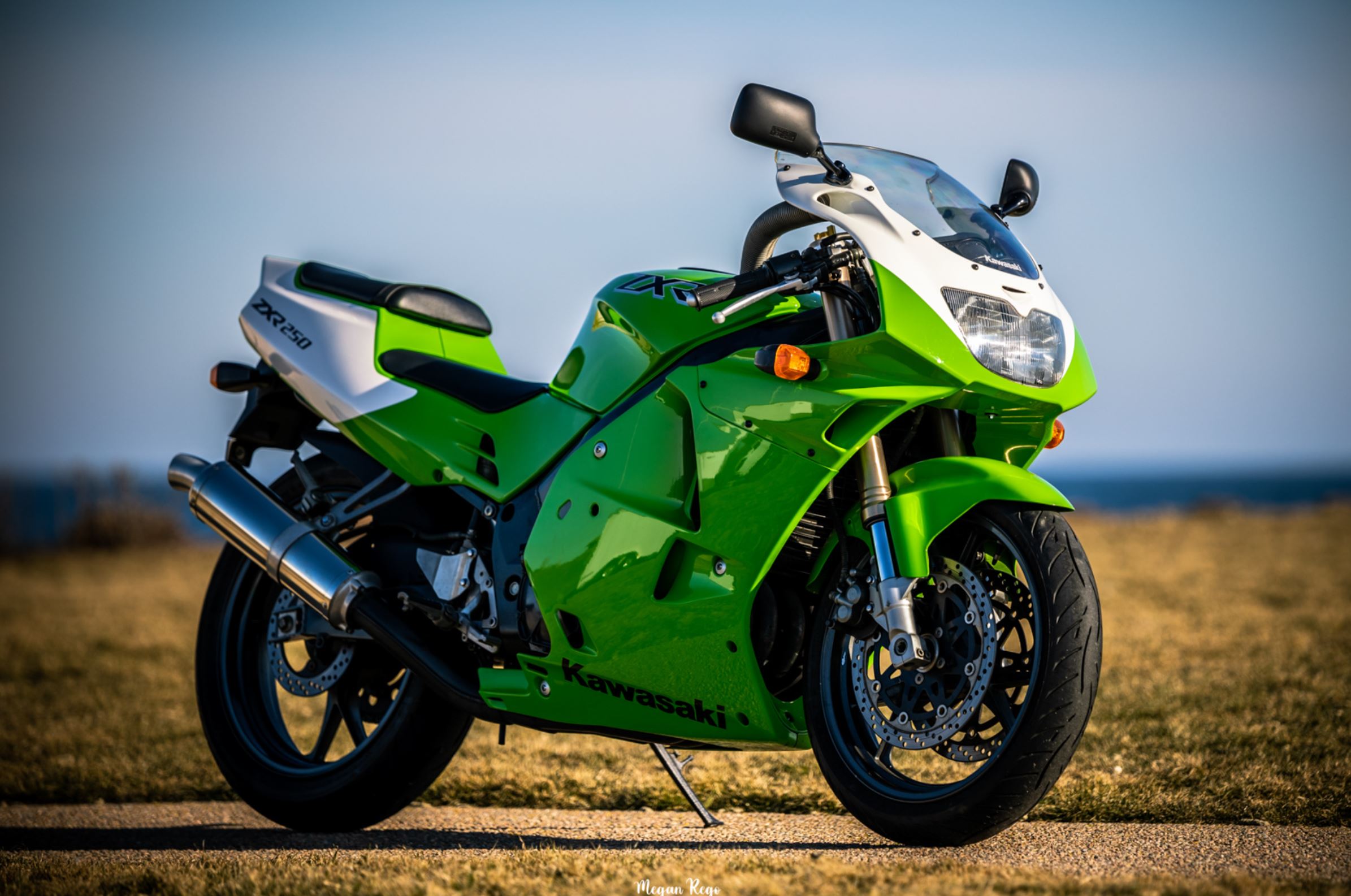 1994 Kawasaki ZXR250 – Iconic Motorbike Auctions