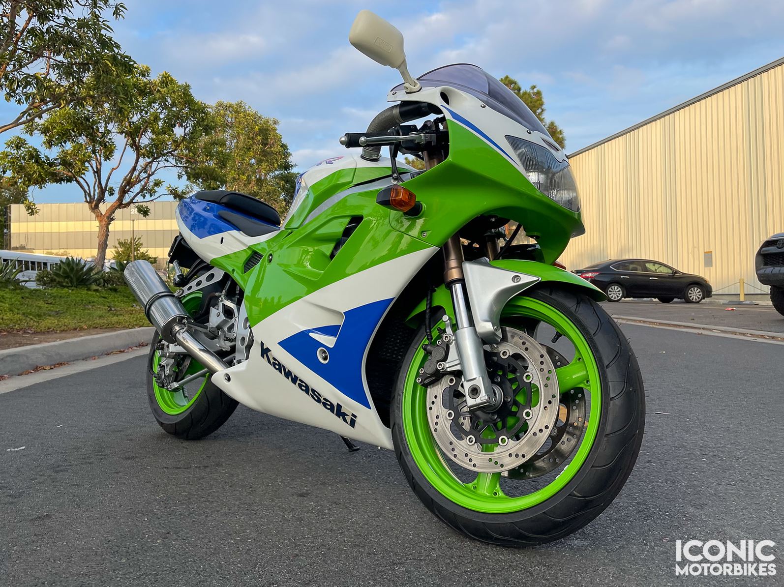 No Reserve – 1992 Kawasaki ZXR400 – Iconic Motorbike Auctions