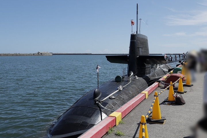 高知新港】海上自衛隊潜水艦「けんりゅう」一般公開へ行く