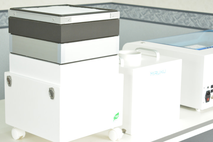 レーザー加工機専用小型集塵脱臭機『MIRUKU』 | 3DP id.arts