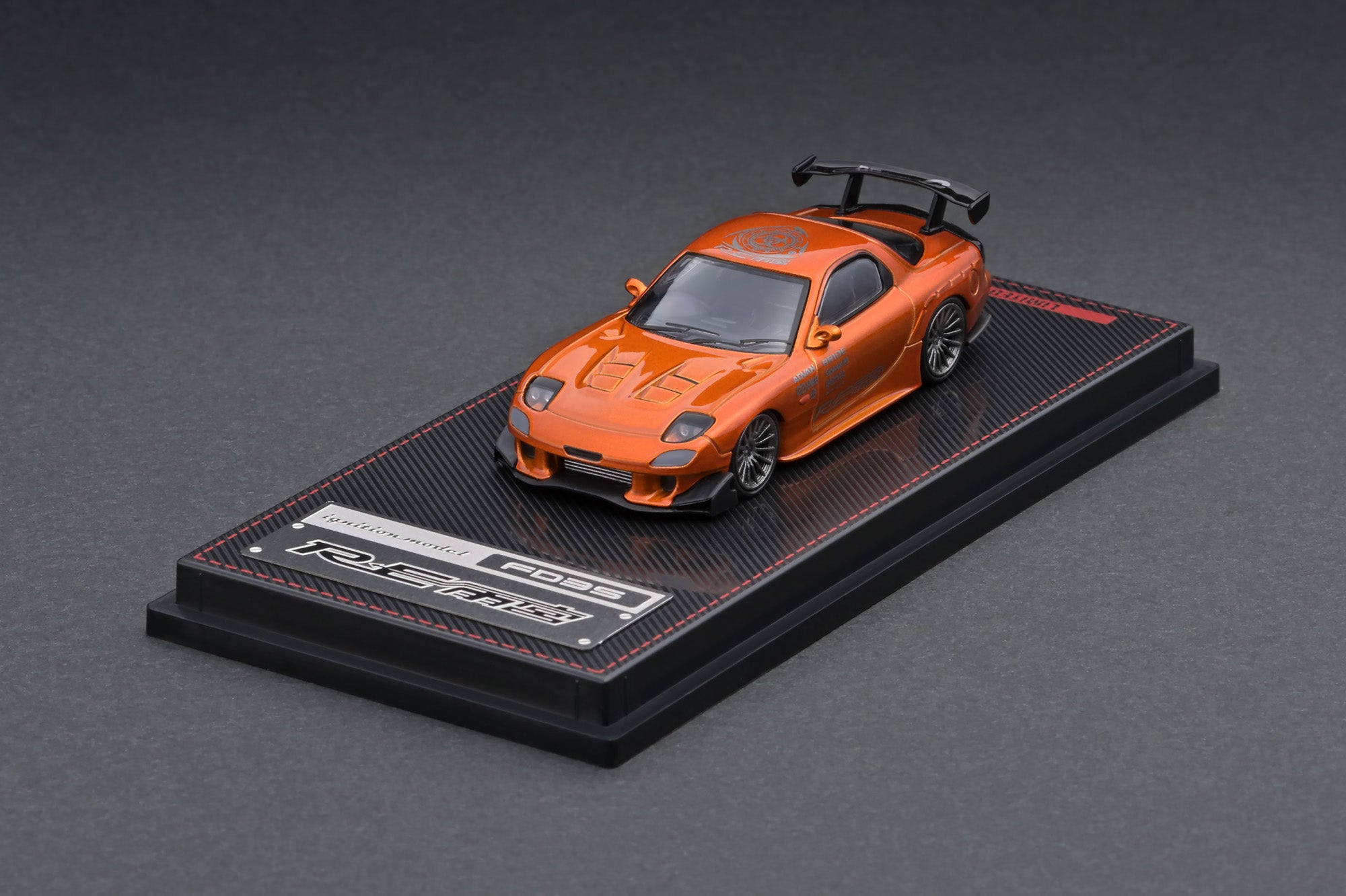 IG1950 Mazda RX-7 (FD3S) RE Amemiya Orange Metallic – ignition model