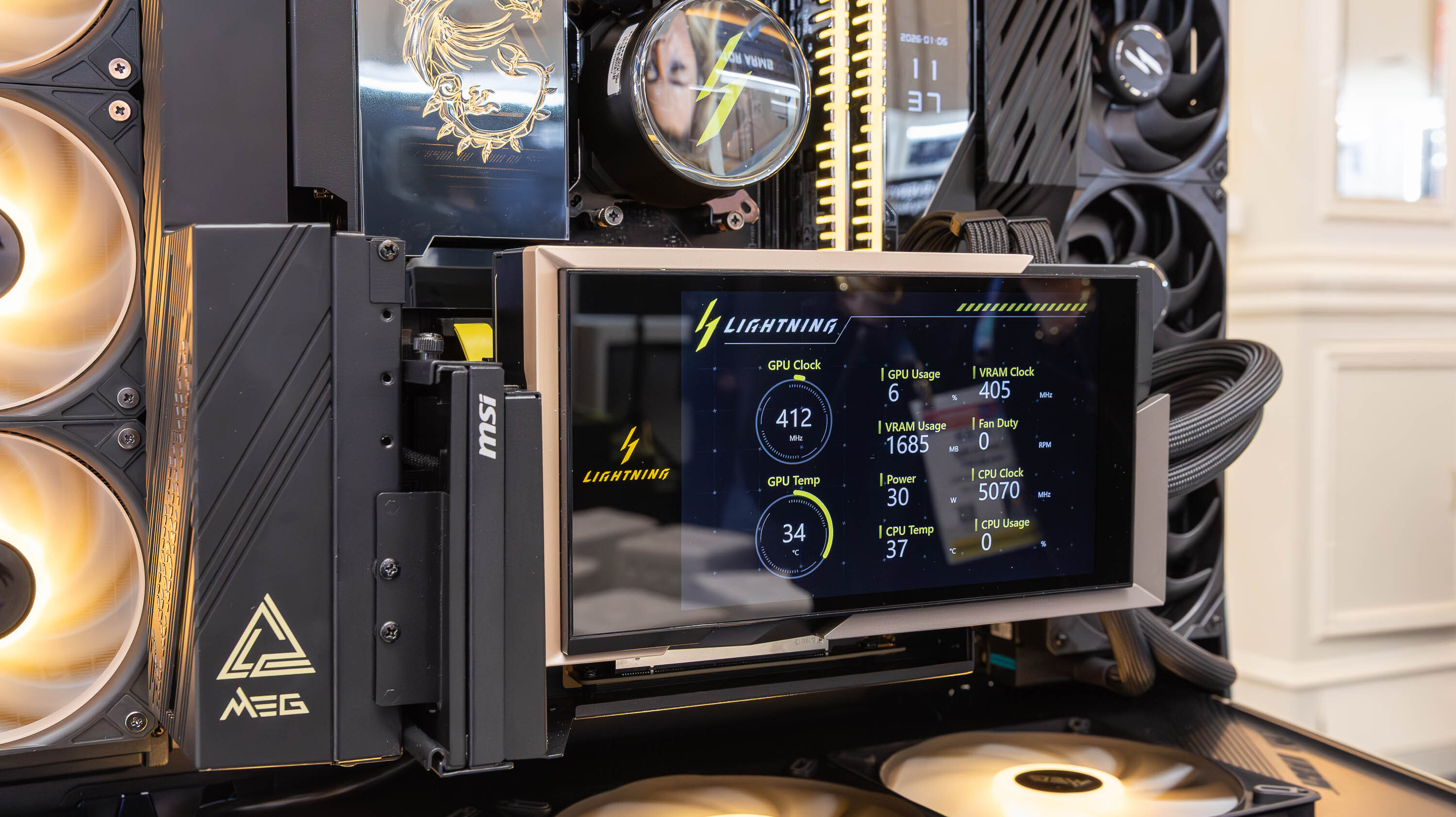 Hands On With MSI's GeForce RTX 5090 32G Lightning Z: Is This the