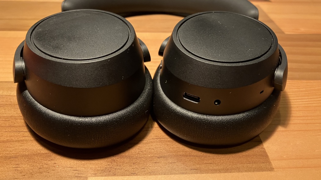Sennheiser Accentum Plus Wireless Review | PCMag