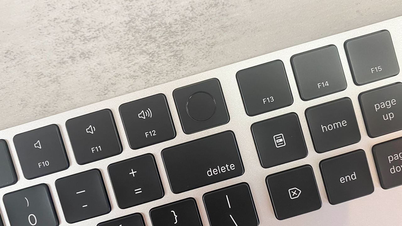 Apple Magic Keyboard With Touch ID and Numeric Keypad (USB-C