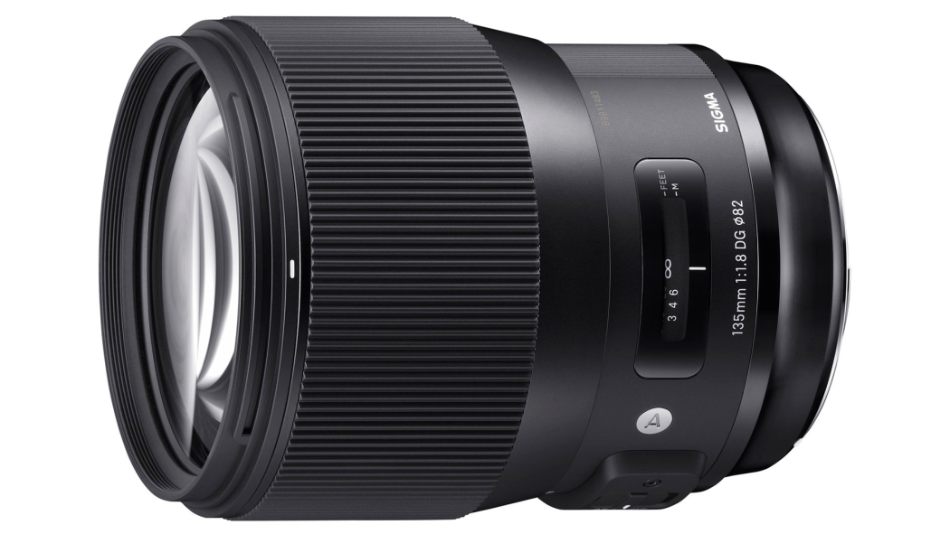 Sigma 135mm F1.8 DG HSM Art Review | PCMag