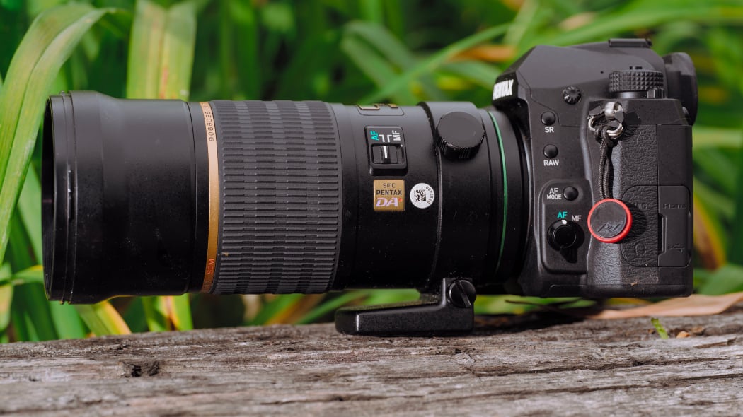 Pentax SMC DA* 300mm F4 ED[IF] SDM Review | PCMag