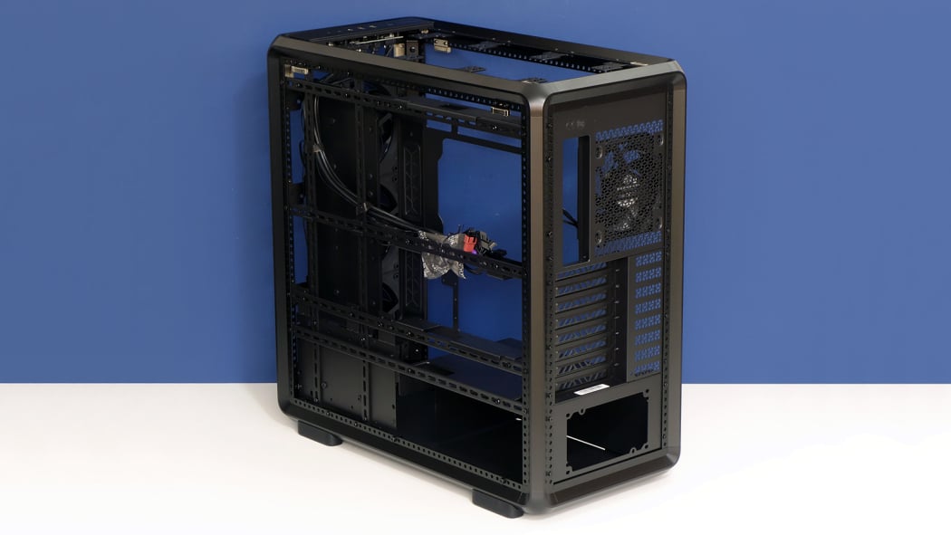 Cooler Master MasterFrame 600 Review: Premium Metal Meets Pro