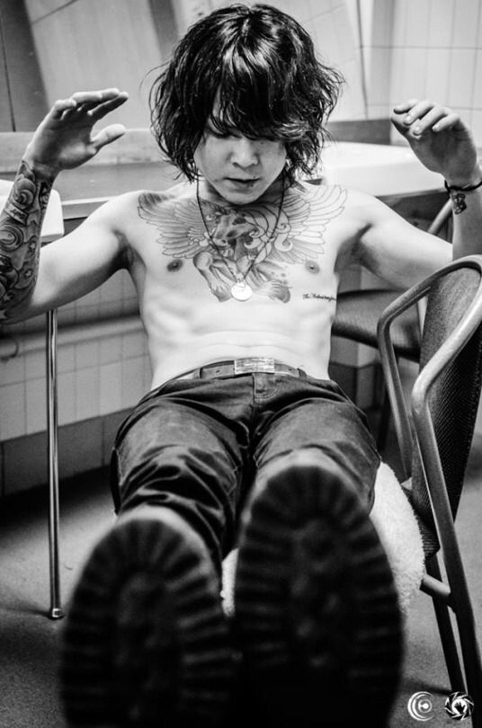 Tatsuya Amano - Crossfaith