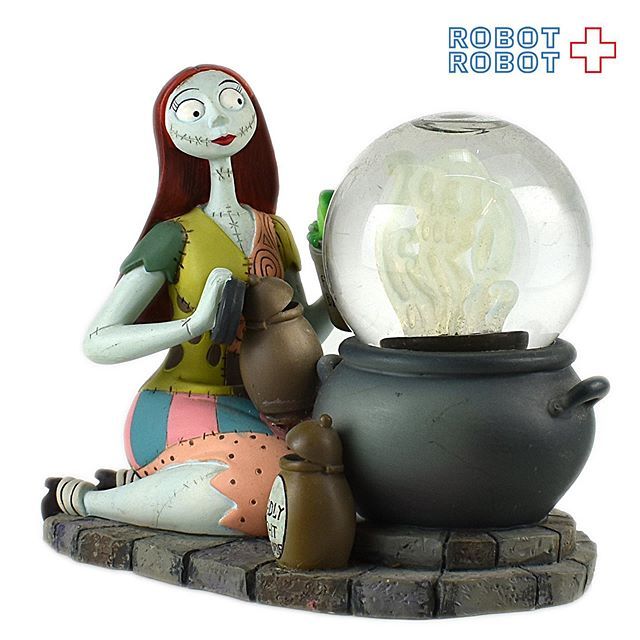 ナイトメアビフォアクリスマス / サリー スノードーム Disney NMBC