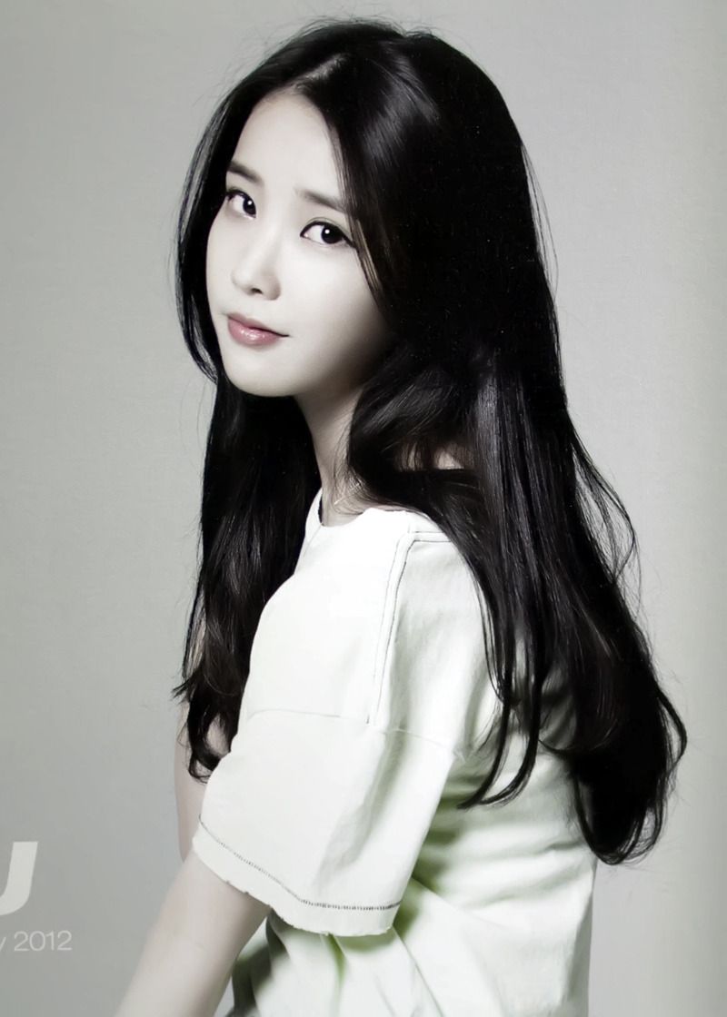 IU - 'Real Fantasy 2012' photo frame set - Official Concert