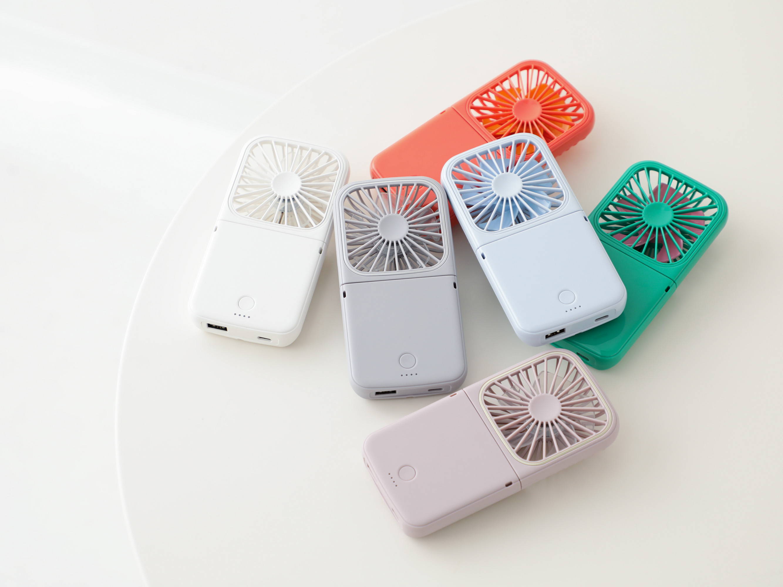 2025年夏最新】モバイルバッテリーとしても使えるハンディファン・携帯