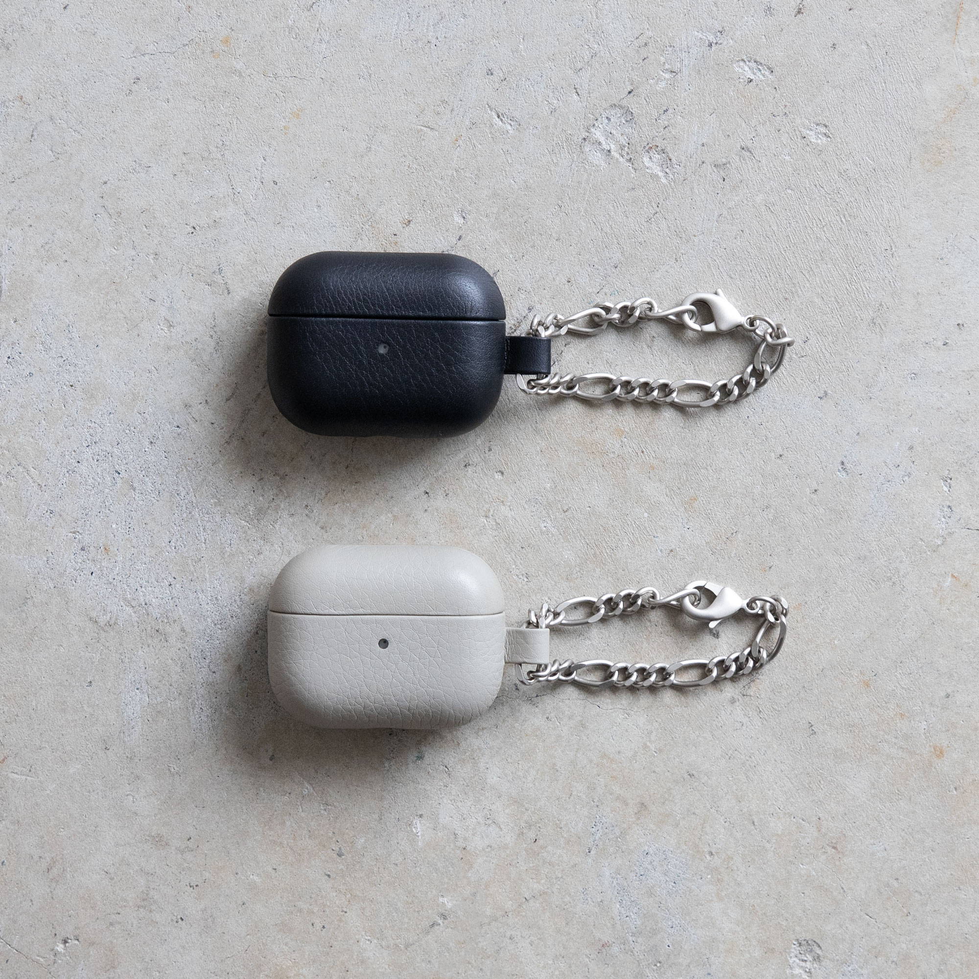 デザインの意図 - チェーン付レザーAirPods Proケース - – objcts.io
