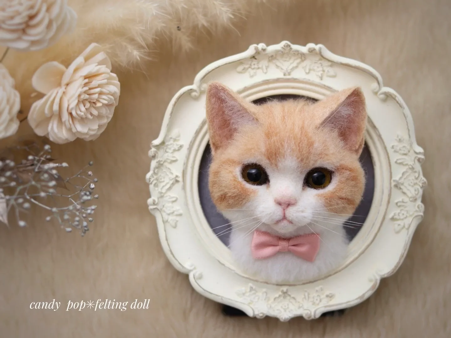 コースレッスン】羊毛フェルトで作る「茶白猫フレーム」講座 | FANTIST