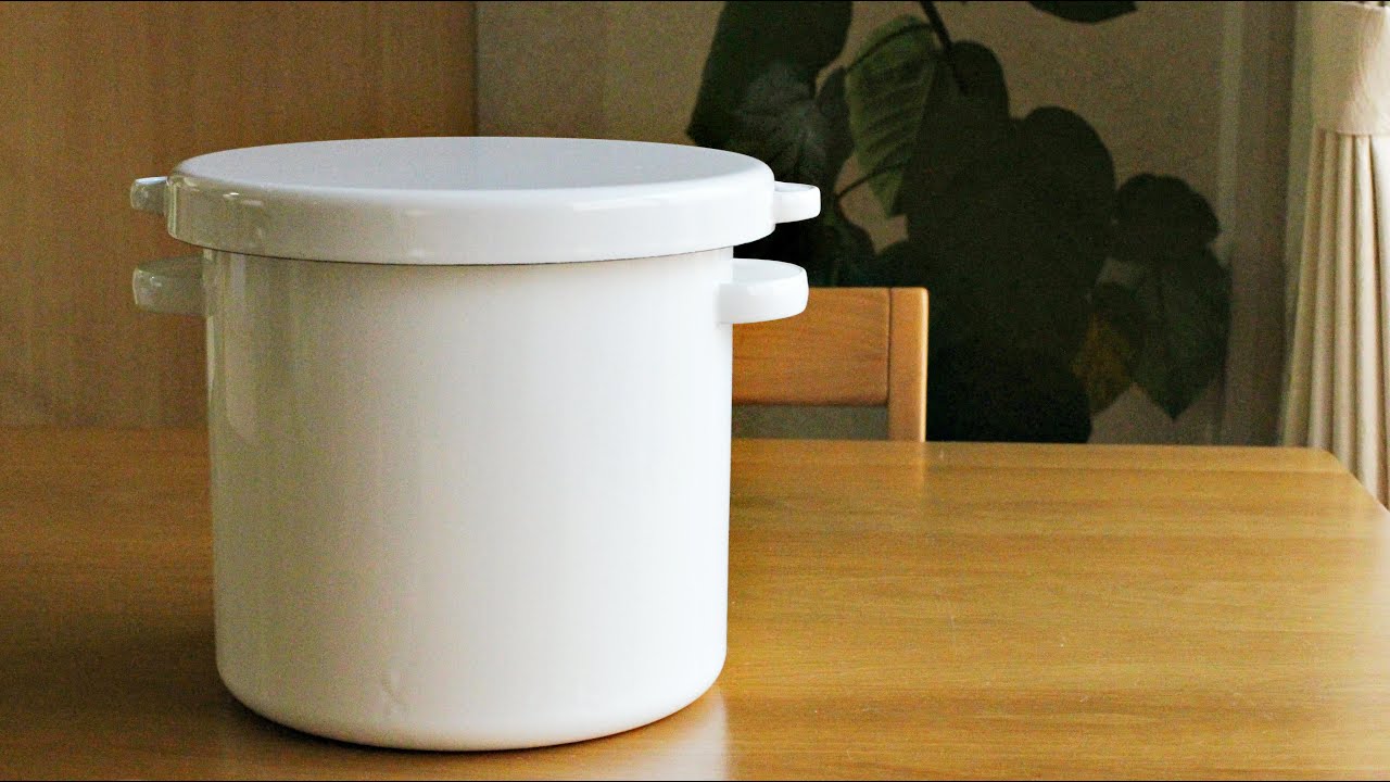 米びつを購入しました。【野田琺瑯、お米の保存、収納】 - YouTube