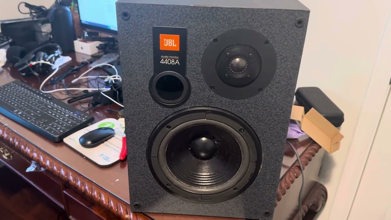 JBL 4408A - YouTube