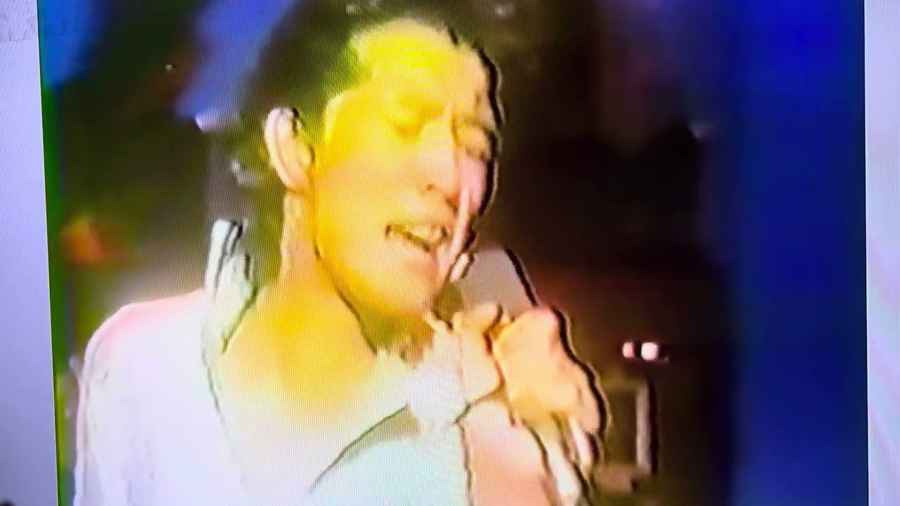 矢沢永吉☆CM Sony ラジカセ リズムカプセル9000☆ - YouTube