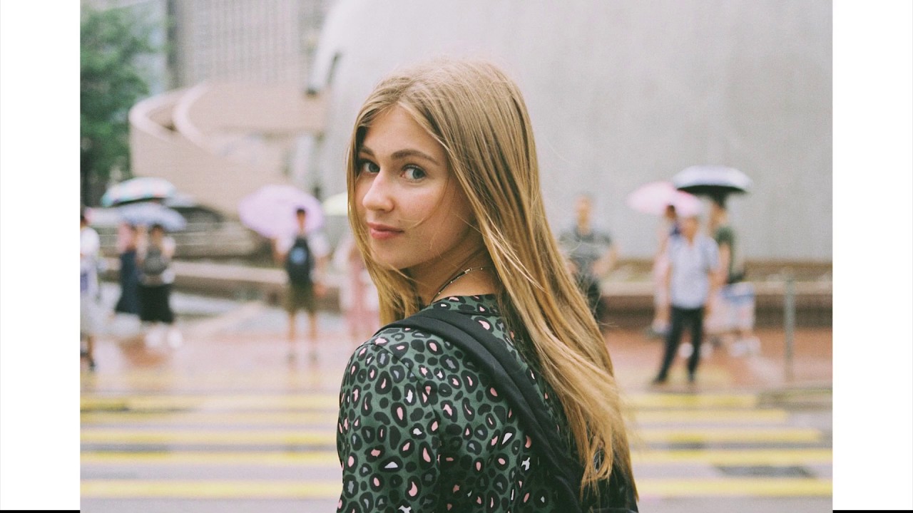 Fujifilm GA645 review, the medium format point and shoot - YouTube