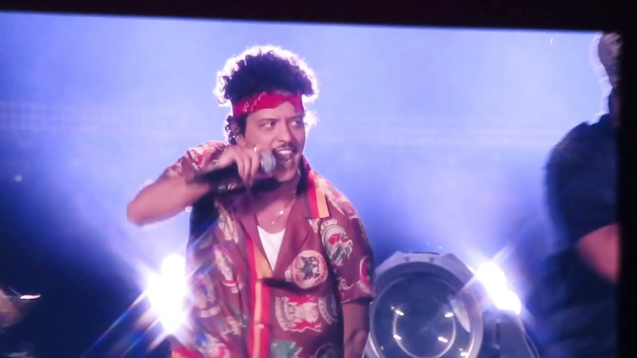 Bruno Mars - Perm (Live at Tokyo Dome, Japan 2024) - YouTube