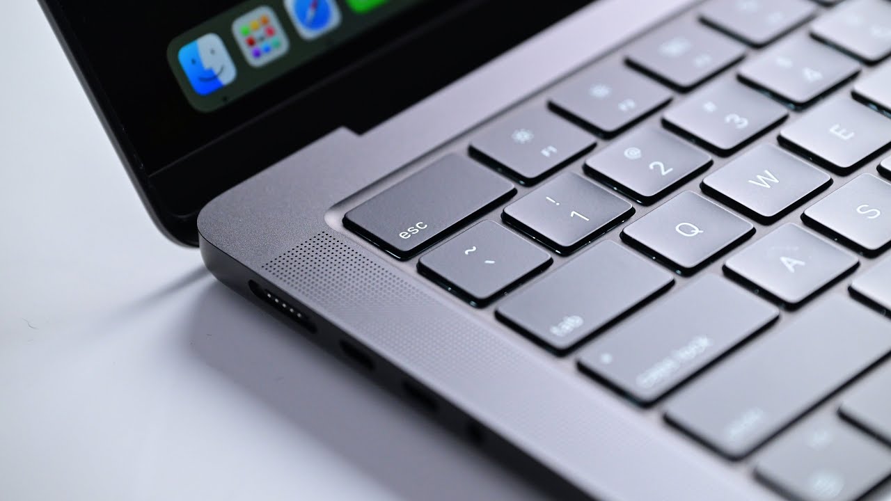 MacBook Pro 14-inch Best Price M3 Max, 16C CPU, 40C GPU, 128GB