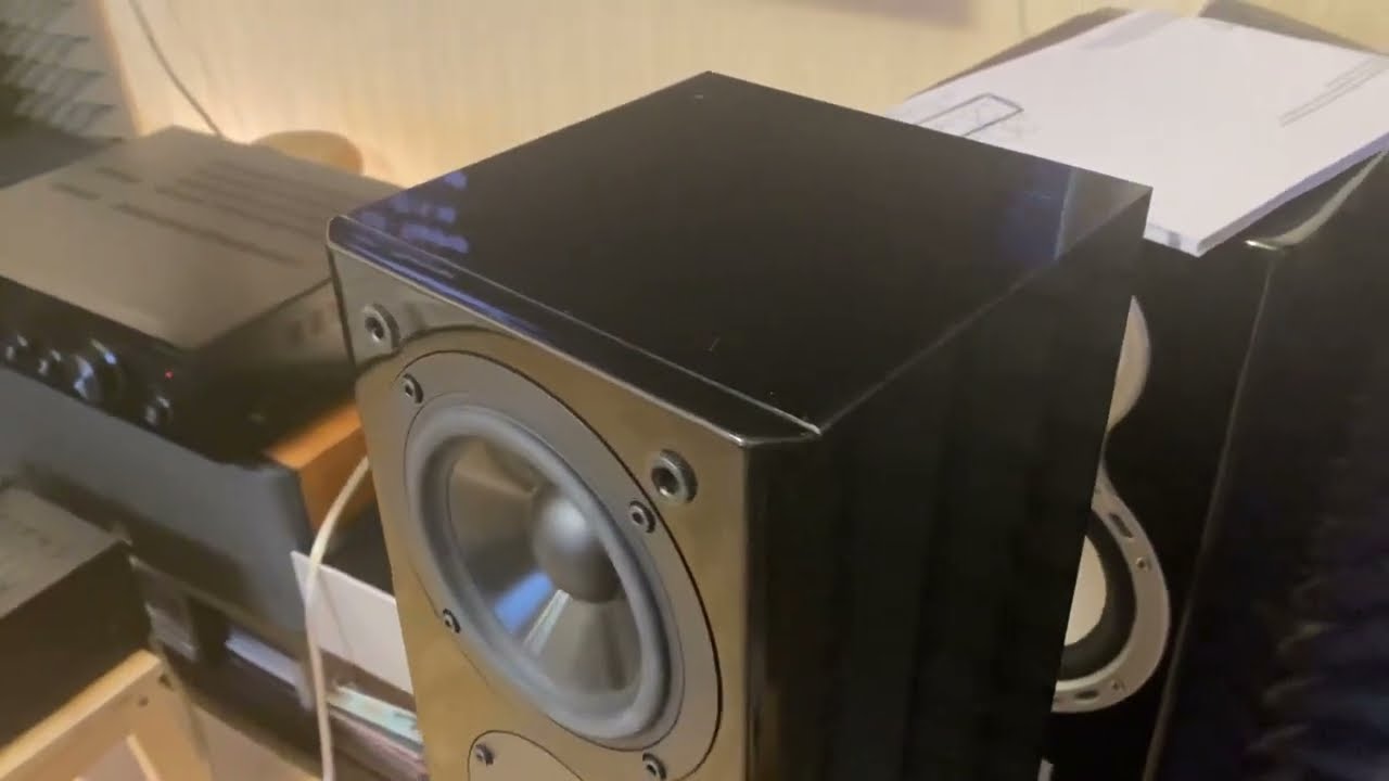 Yamaha NX-E700 - YouTube