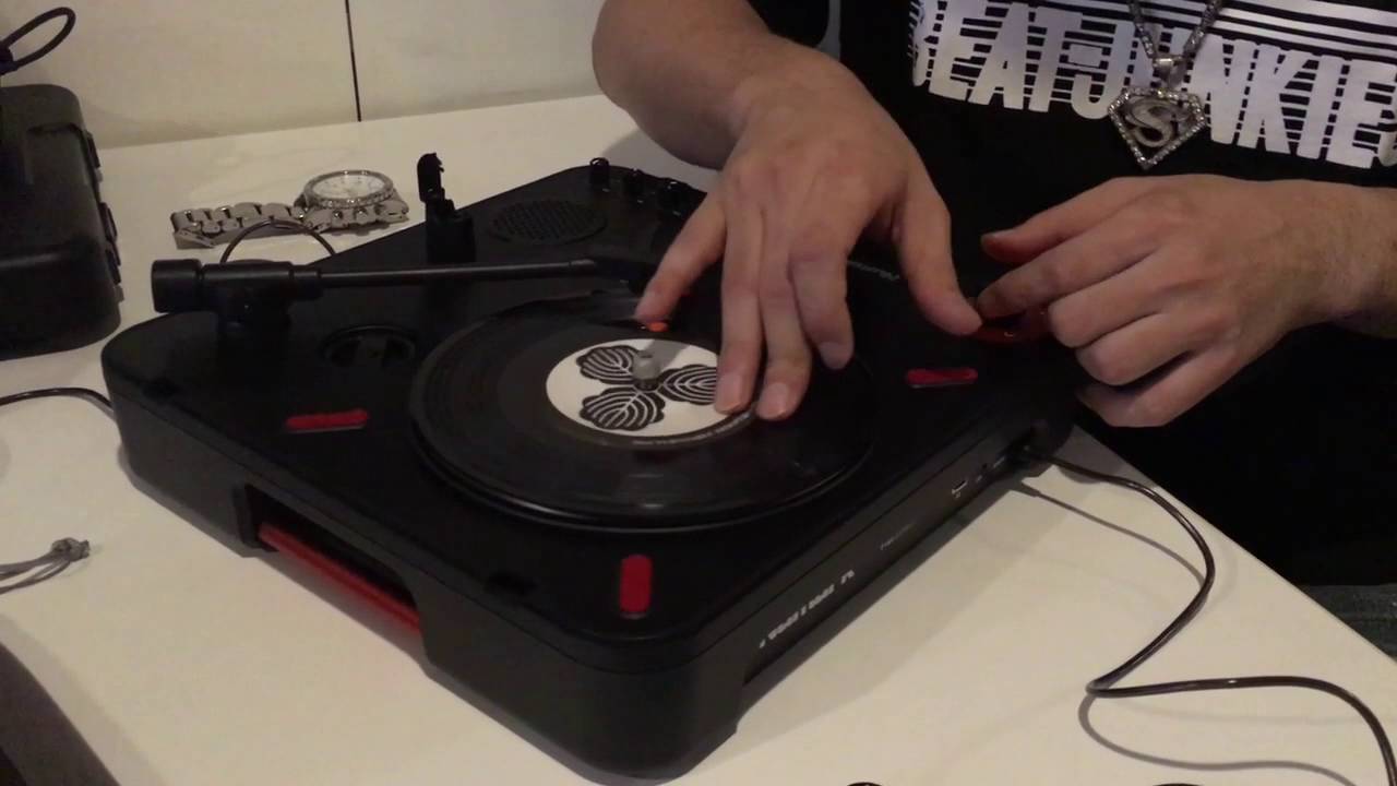 DJ$HIN with PT01 Scratch - YouTube